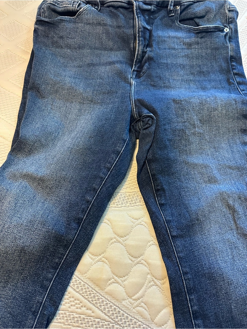 Good American Women's Dark Blue Skinny Jeans — Stretch Denim Slim Fit - Picture 5 of 9